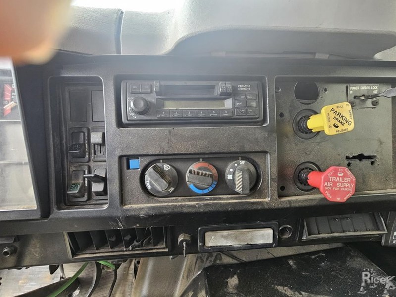 1997 International 8100 Dump Truck